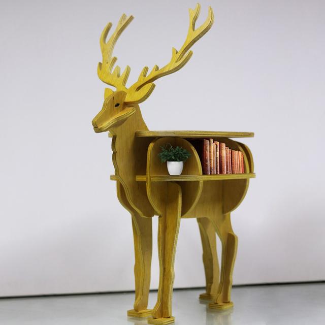 Custom wooden retail display stand designed to showcase products neatly while adding a natural, premium aesthetic.